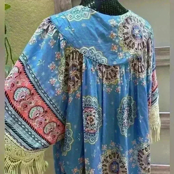 Umgee Boho Fringe Kimono - Size M/L 🌺💗🌺 - Picture 5 of 11